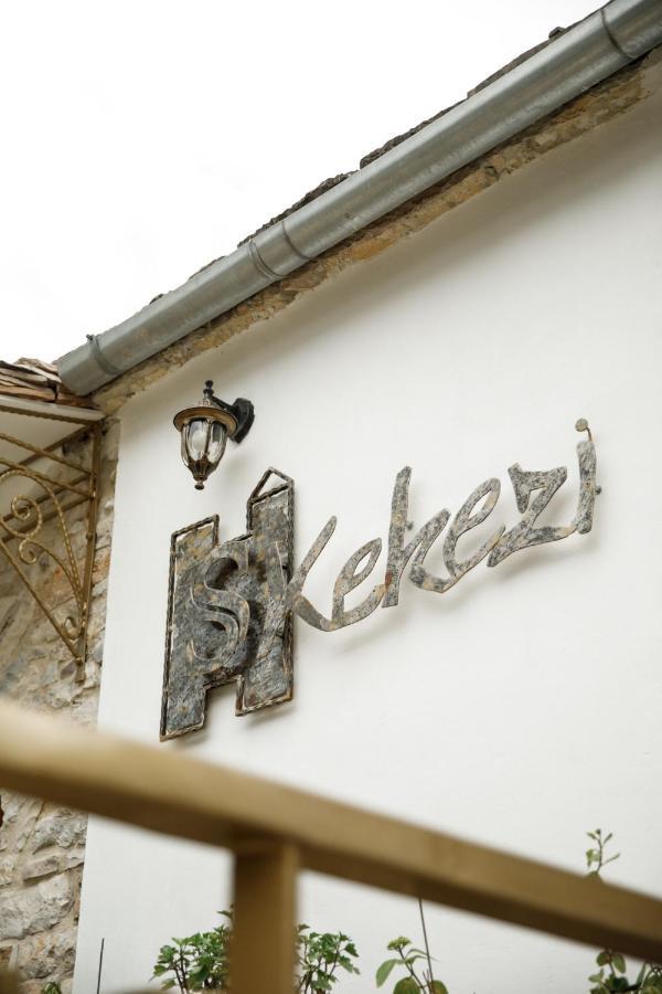 Hotel Ss Kekezi Гірокастра Екстер'єр фото